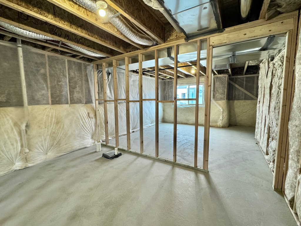 3207 N 2825 W #42 Plain City, UT 84404