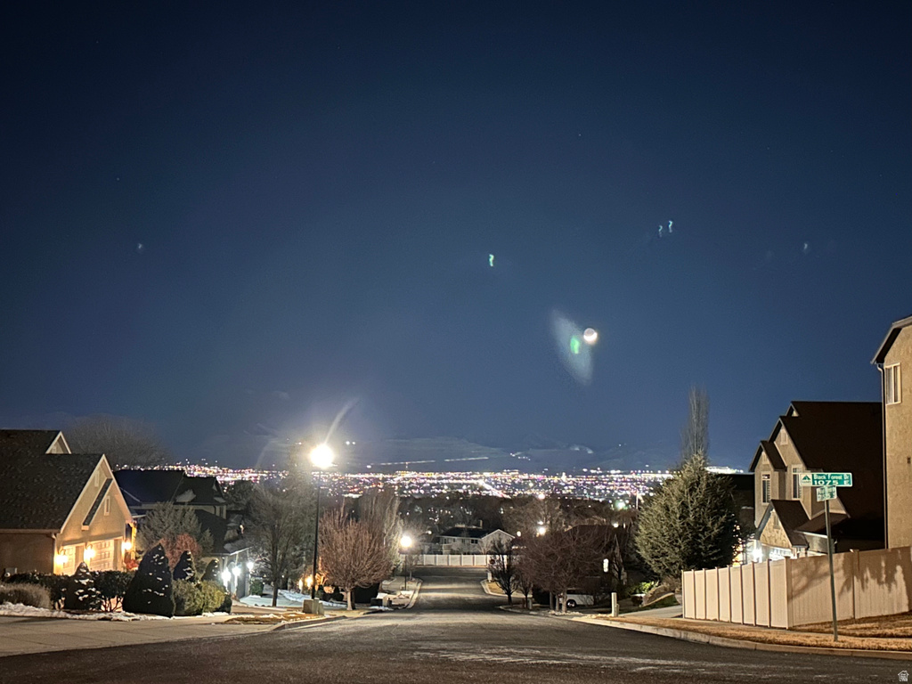 11521 S BLACK FOREST DR Sandy, UT 84094