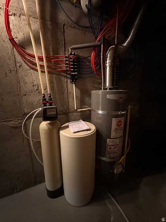 11521 S BLACK FOREST DR Sandy, UT 84094