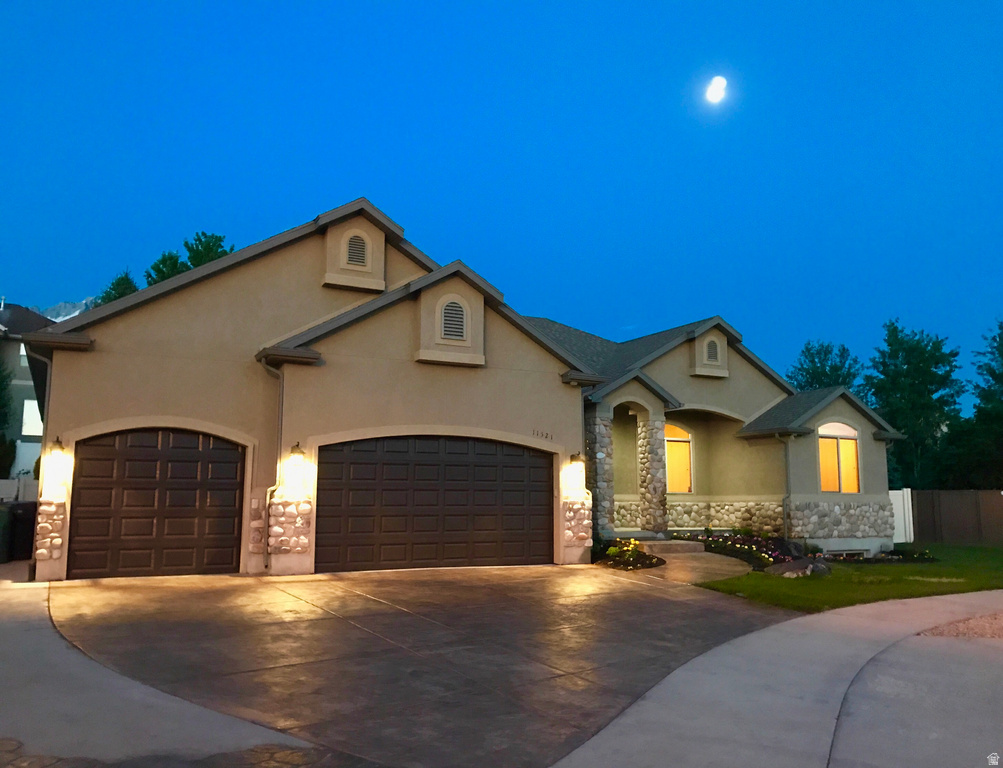 11521 S BLACK FOREST DR #8 Sandy, UT 84094