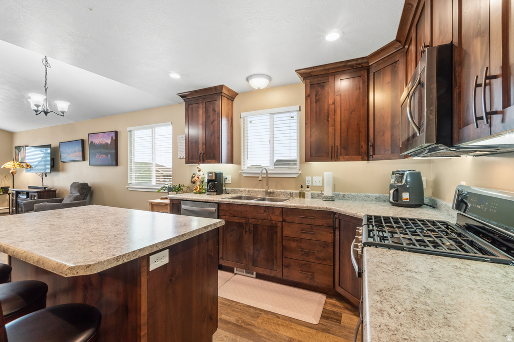 1087 S 1010 W Tooele, UT 84074