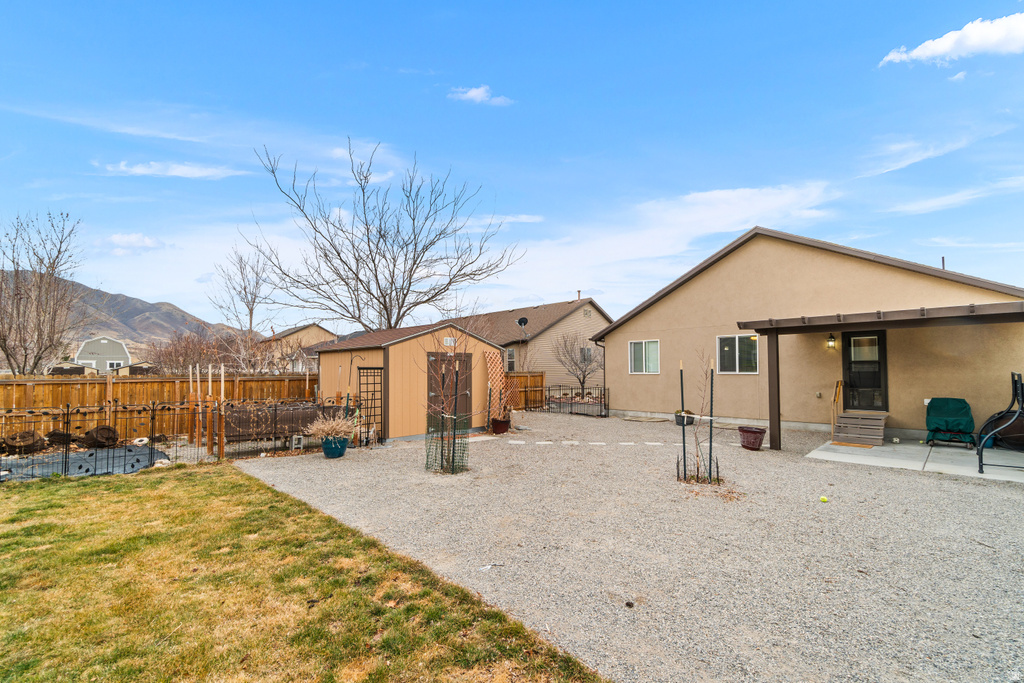 1087 S 1010 W Tooele, UT 84074