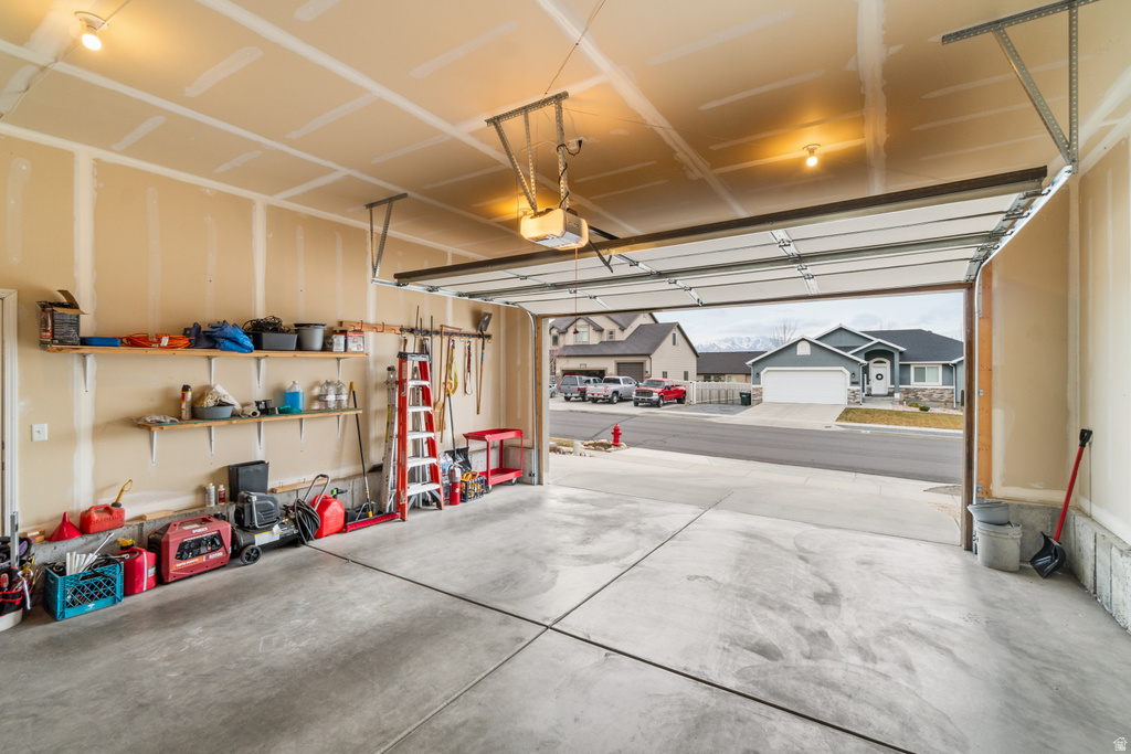 1087 S 1010 W Tooele, UT 84074