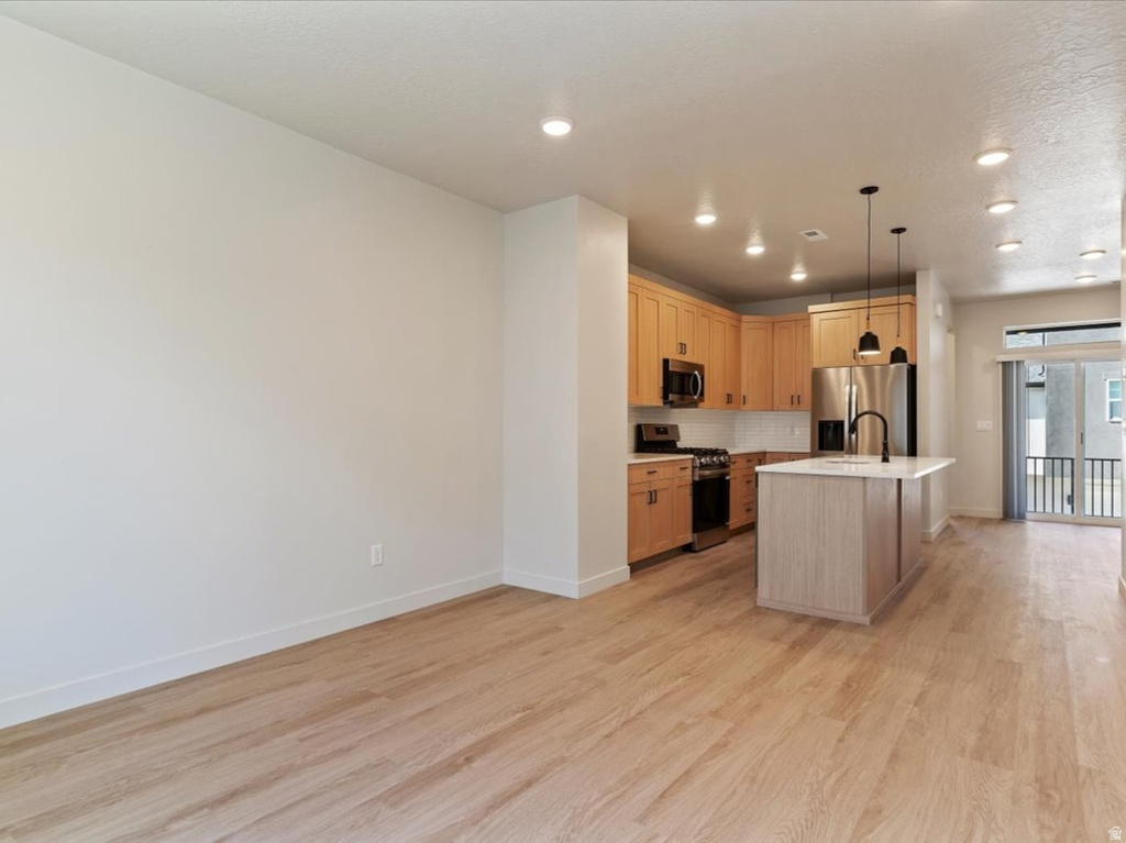 1153 N MERIDIAN LN #120 North Salt Lake, UT 84054