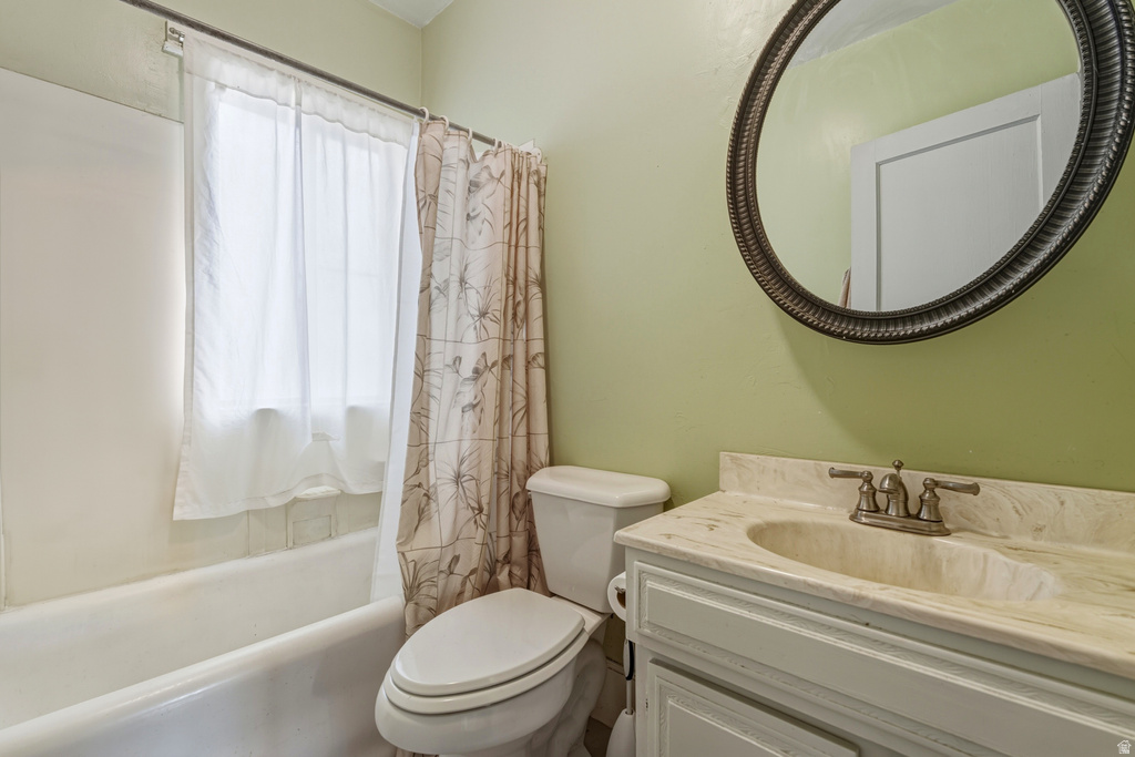 1676 E 2500 S Vernal, UT 84078