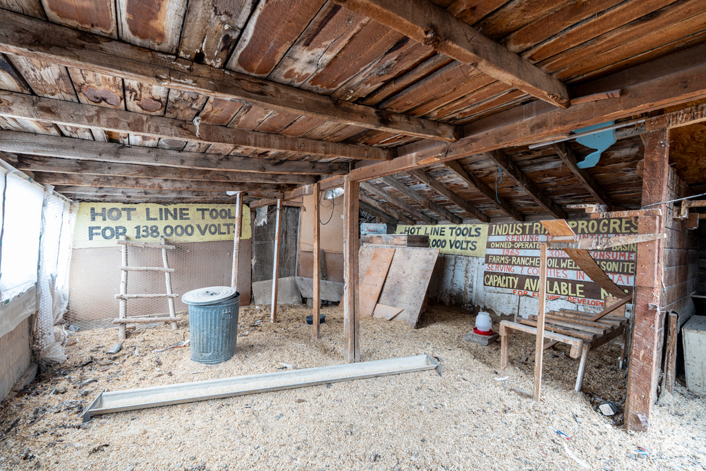 1676 E 2500 S Vernal, UT 84078