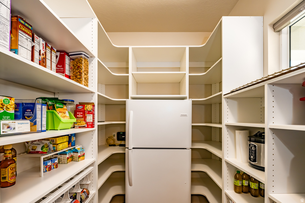 1283 N GALLEN ROAD RD Santa Clara, UT 84765