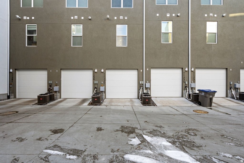 11237 S FREESTONE RD South Jordan, UT 84009