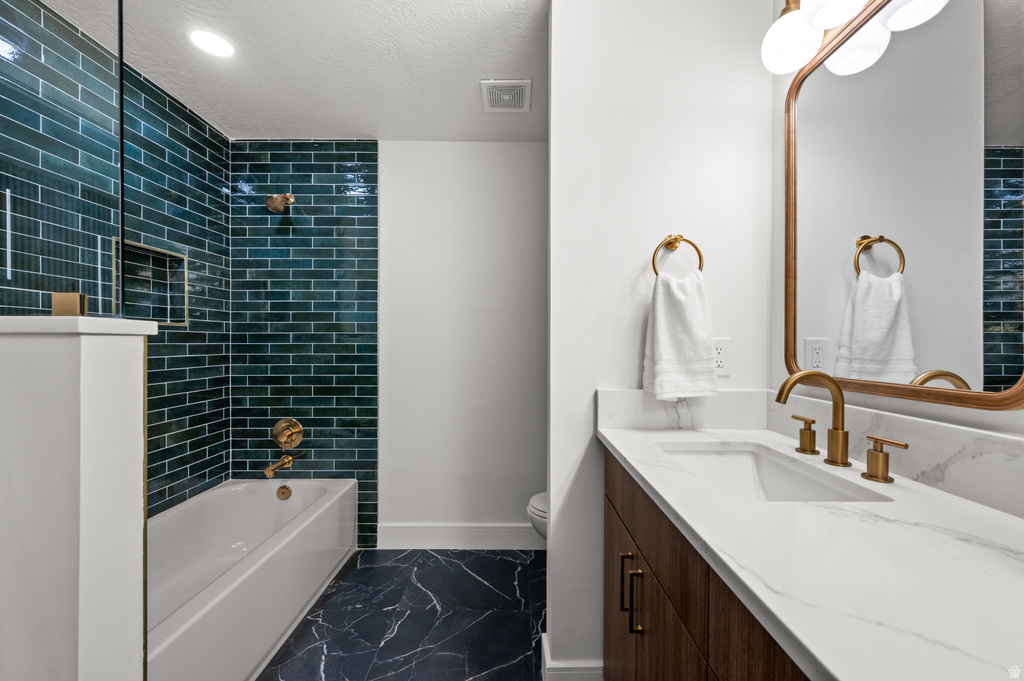 7647 S TWIN LAKES CIR Draper, UT 84020