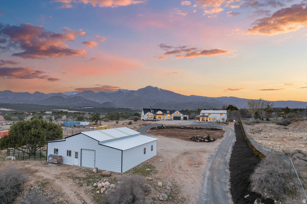 2204 S OLD HIGHWAY 91 New Harmony, UT 84757