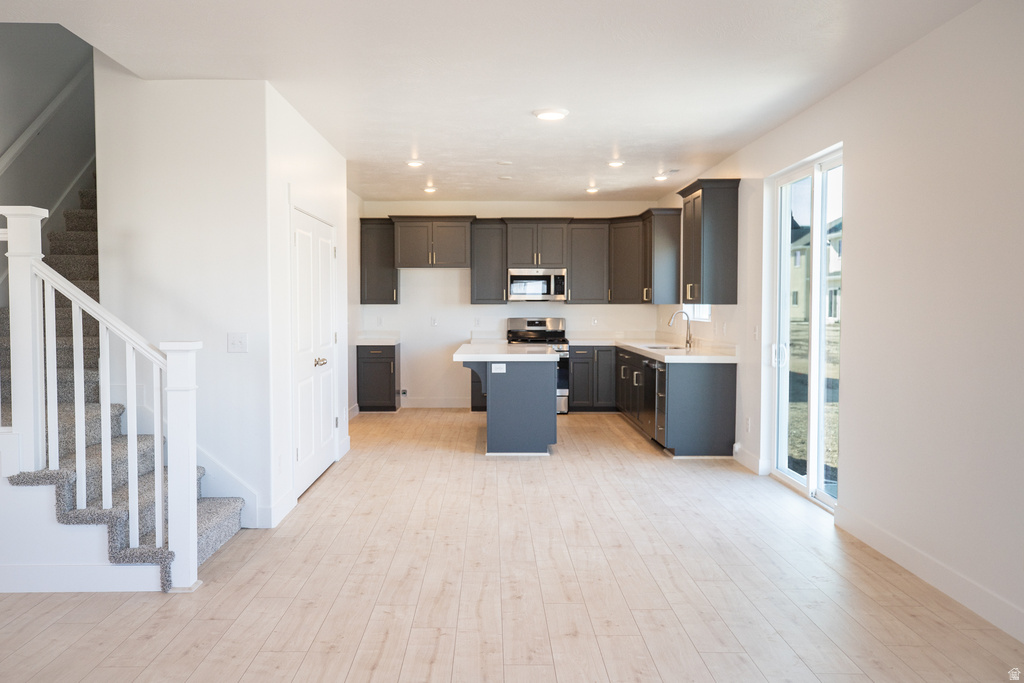 1151 N 1020 W Salem, UT 84653