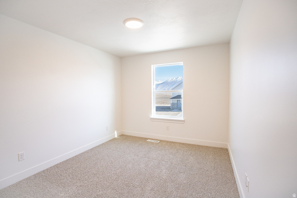 1151 N 1020 W Salem, UT 84653