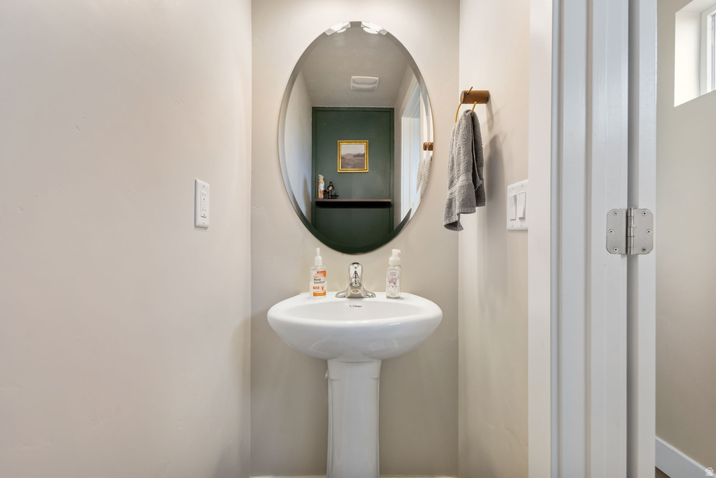 4373 E CASPIAN COURT CT #35 Eagle Mountain, UT 84005