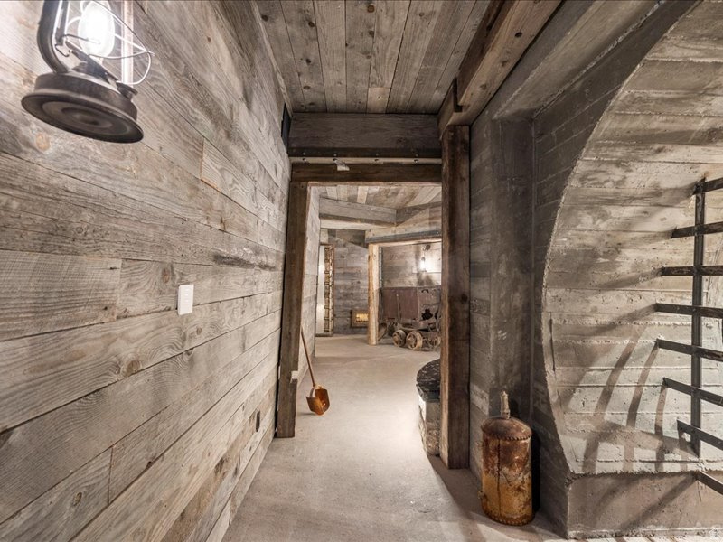 5734 E LEWIS POINT CIR Huntsville, UT 84317