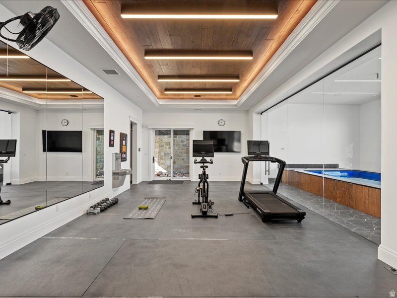 5734 E LEWIS POINT CIR Huntsville, UT 84317