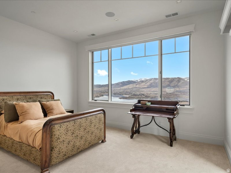 5734 E LEWIS POINT CIR Huntsville, UT 84317