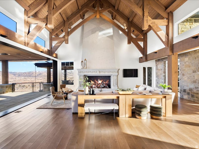 5734 E LEWIS POINT CIR Huntsville, UT 84317