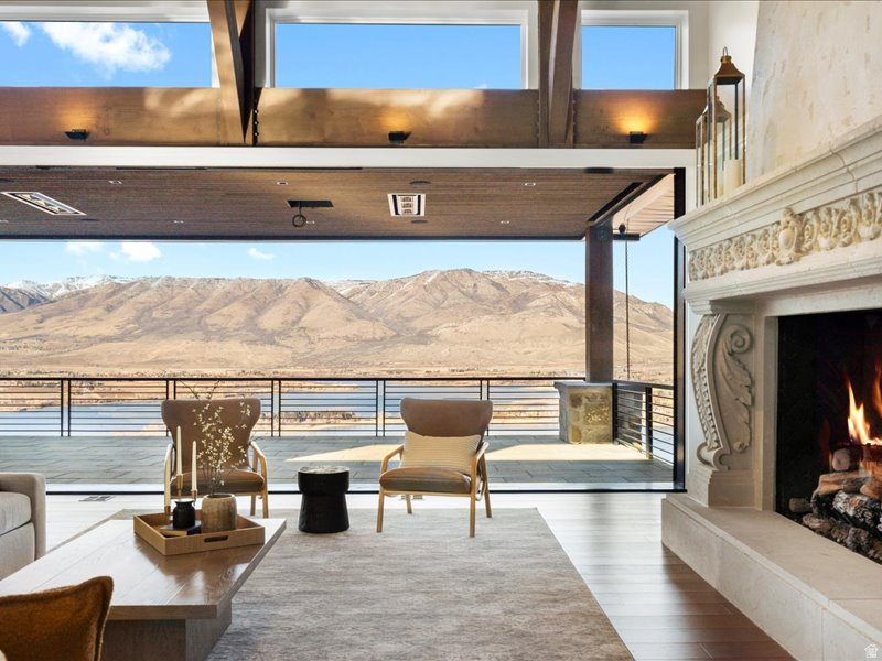 5734 E LEWIS POINT CIR Huntsville, UT 84317