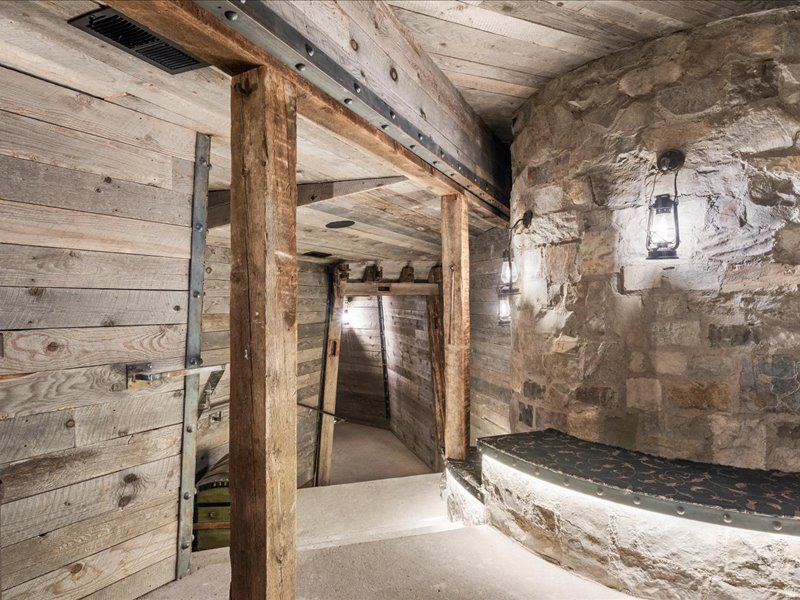 5734 E LEWIS POINT CIR Huntsville, UT 84317