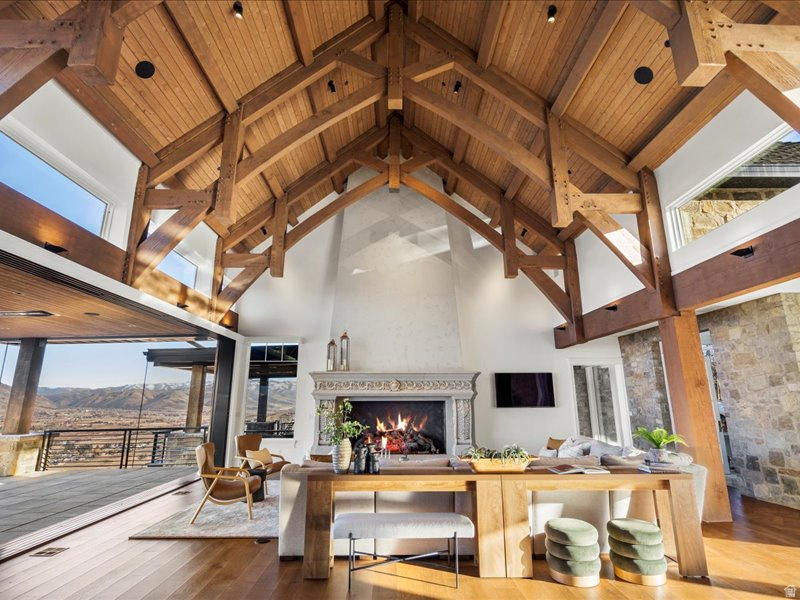 5734 E LEWIS POINT CIR Huntsville, UT 84317