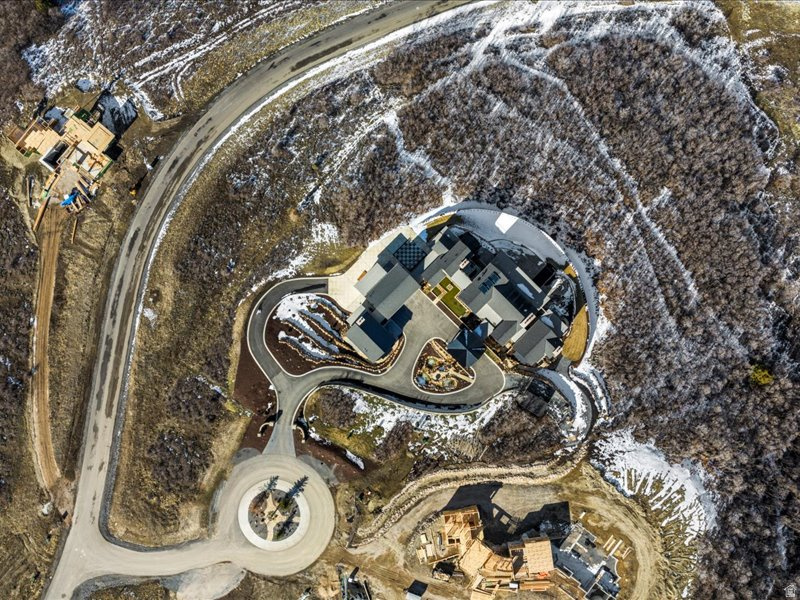 5734 E LEWIS POINT CIR Huntsville, UT 84317