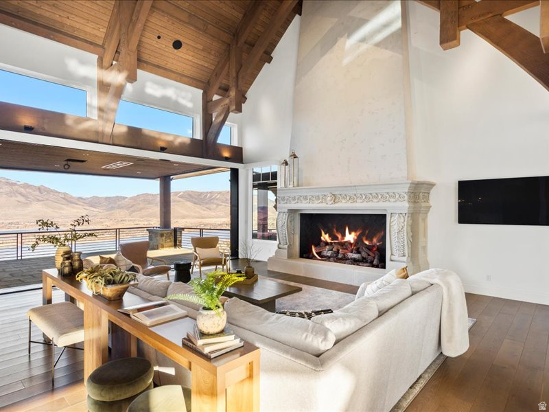 5734 E LEWIS POINT CIR Huntsville, UT 84317