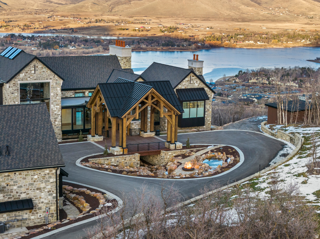 5734 E LEWIS POINT CIR Huntsville, UT 84317