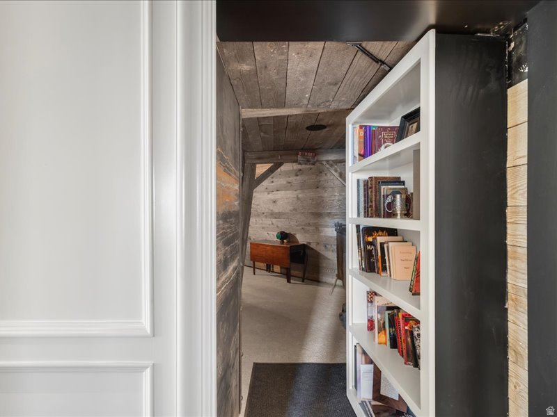 5734 E LEWIS POINT CIR Huntsville, UT 84317