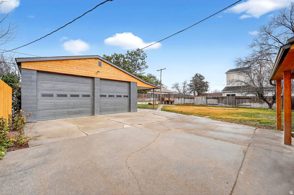 3957 S 1000 E Millcreek, UT 84124