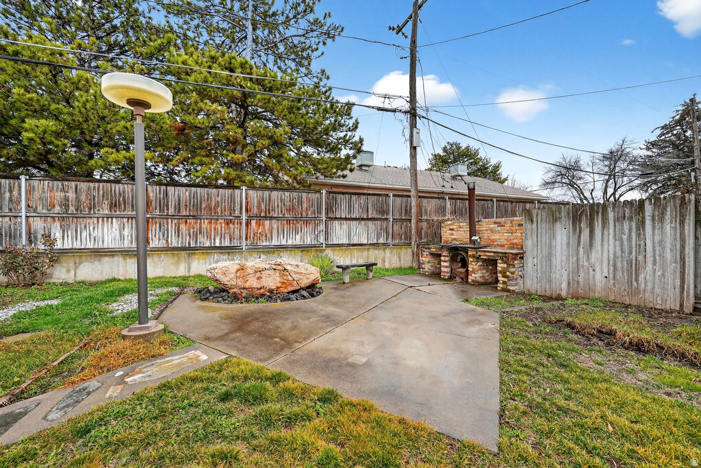 3957 S 1000 E Millcreek, UT 84124