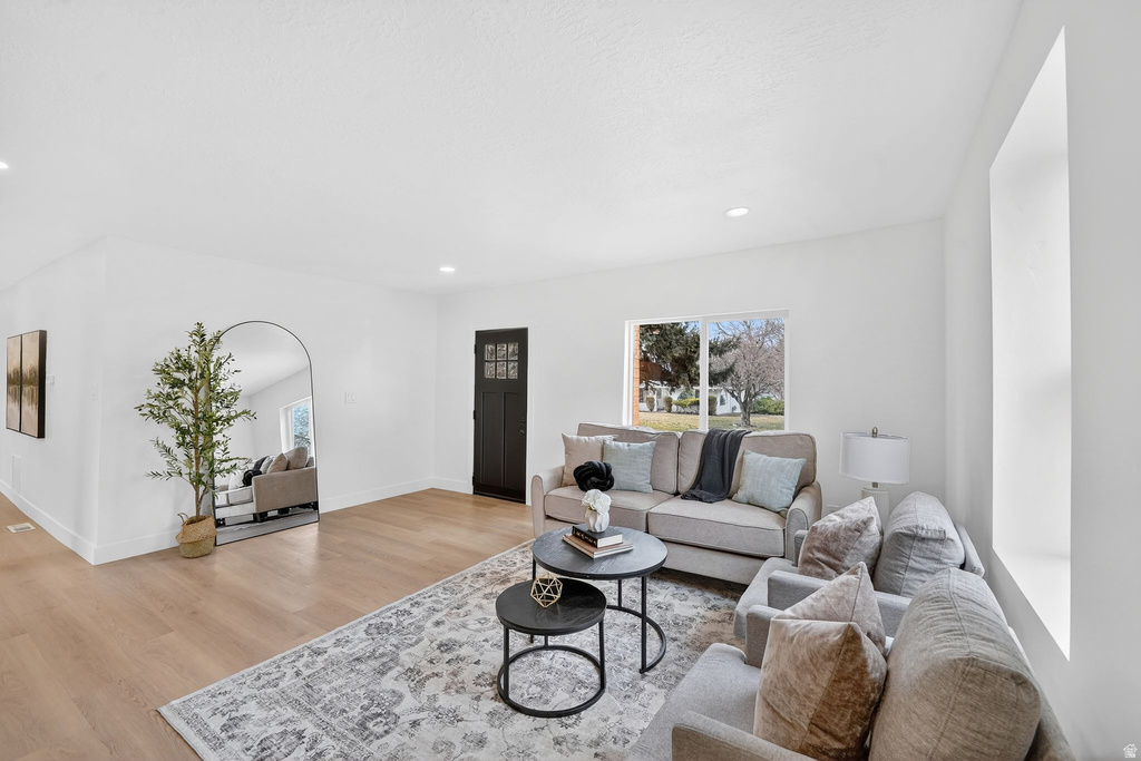 3957 S 1000 E Millcreek, UT 84124