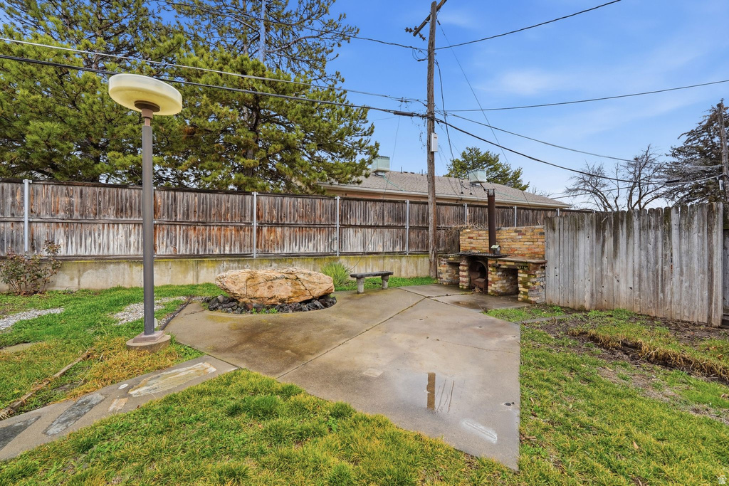 3957 S 1000 E Millcreek, UT 84124