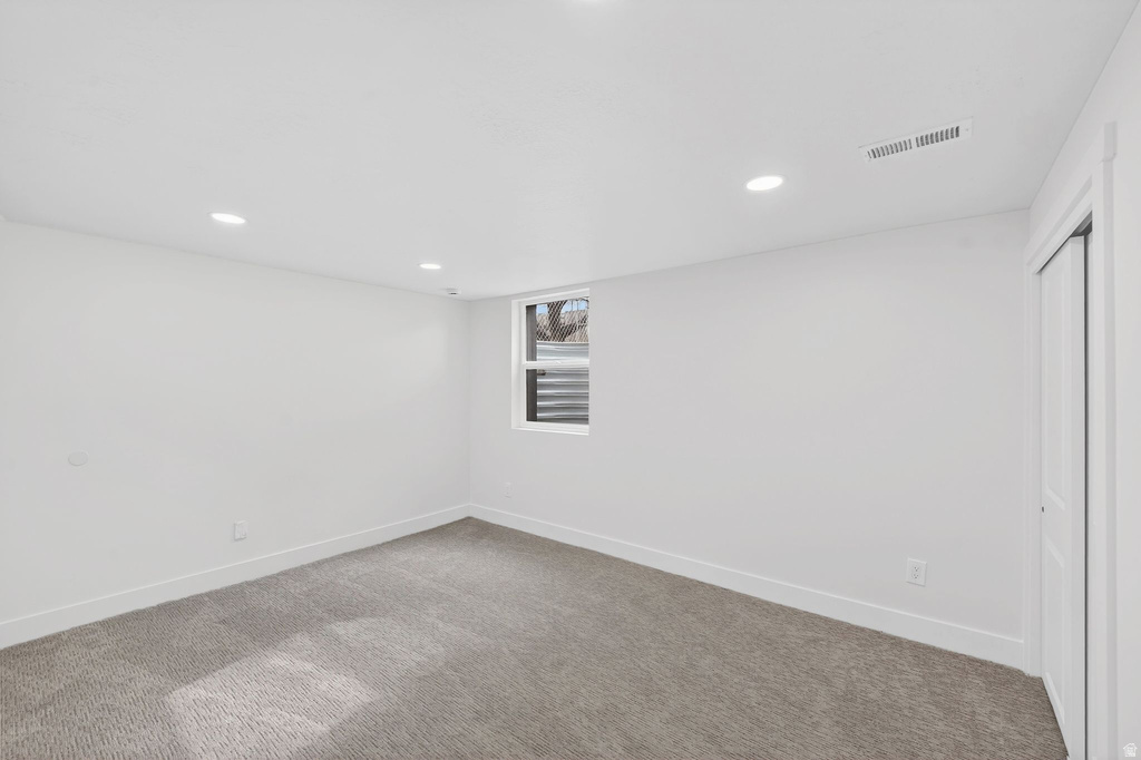 3957 S 1000 E Millcreek, UT 84124