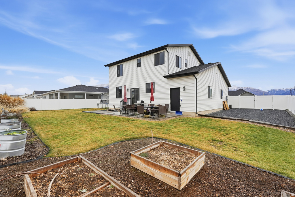 3065 N 3325 W Plain City, UT 84404