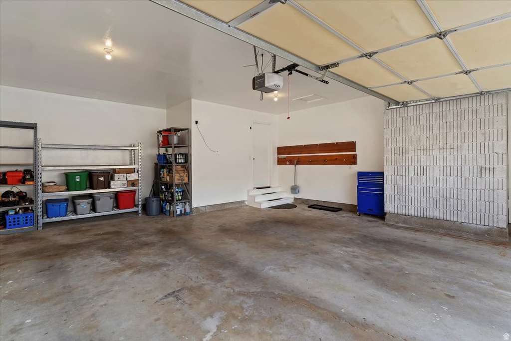 1476 E KAYSCREEK DR Layton, UT 84040