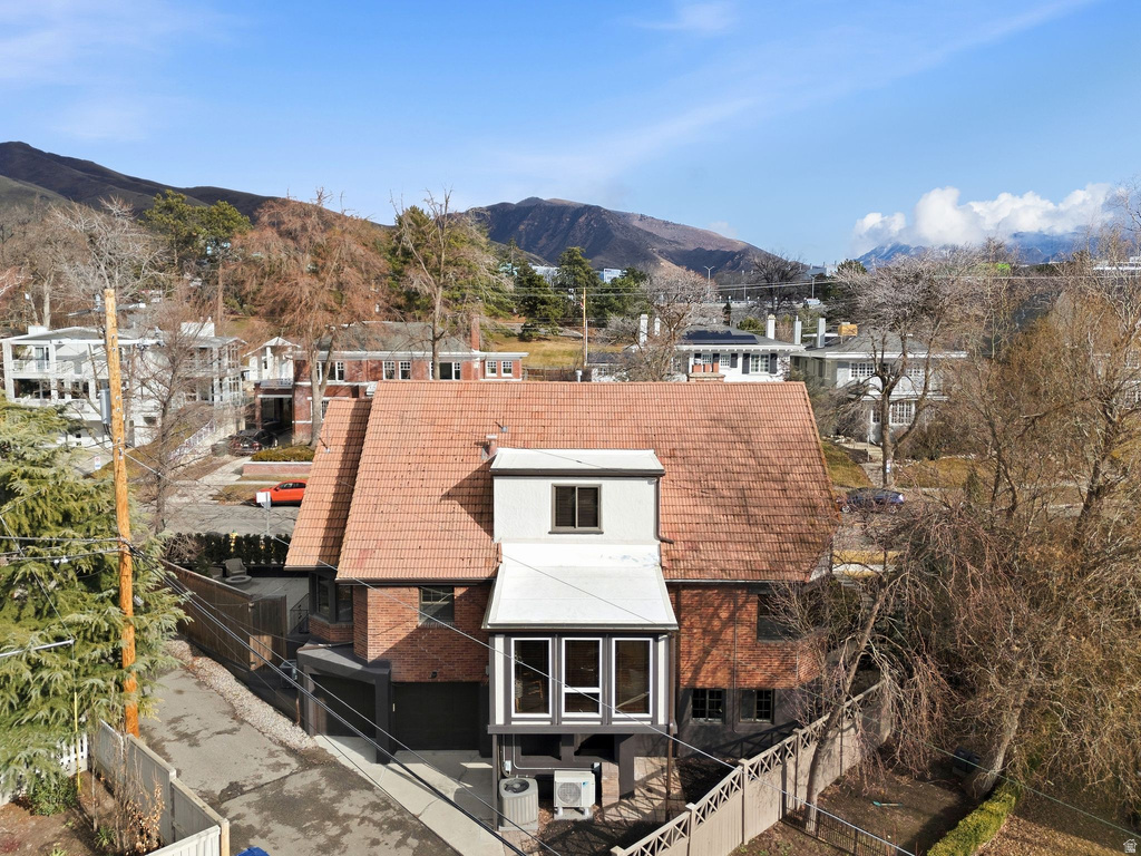 29 N WOLCOTT ST Salt Lake City, UT 84103