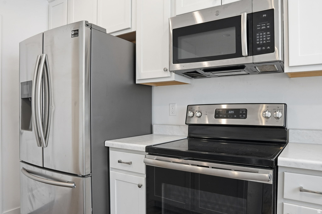 3027 S RED PINE DR Saratoga Springs, UT 84045