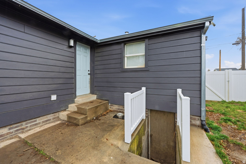 195 W 300 N Payson, UT 84651