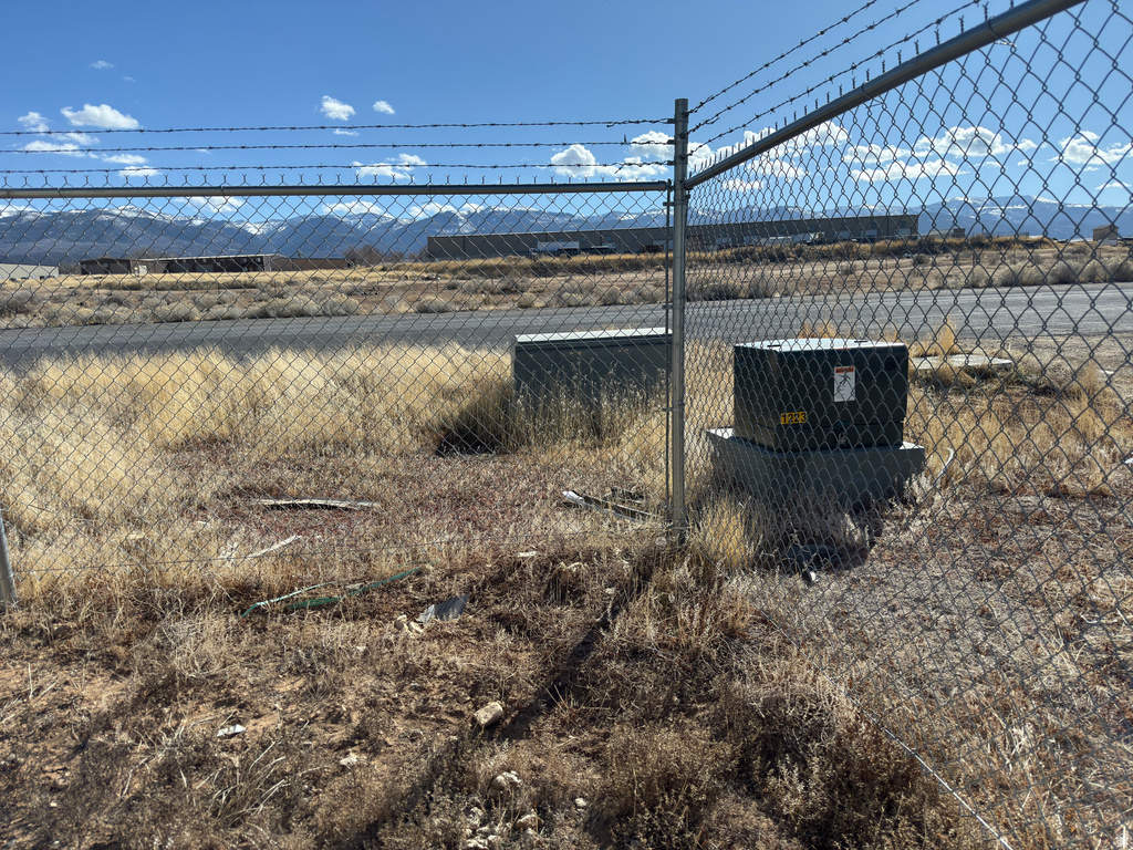 1231 S AIRSTRIP LN Mt Pleasant, UT 84647