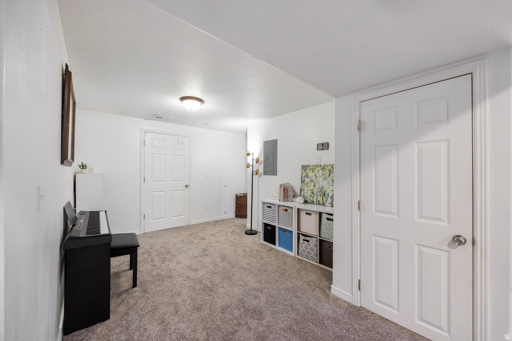 253 N 100 E Salem, UT 84653
