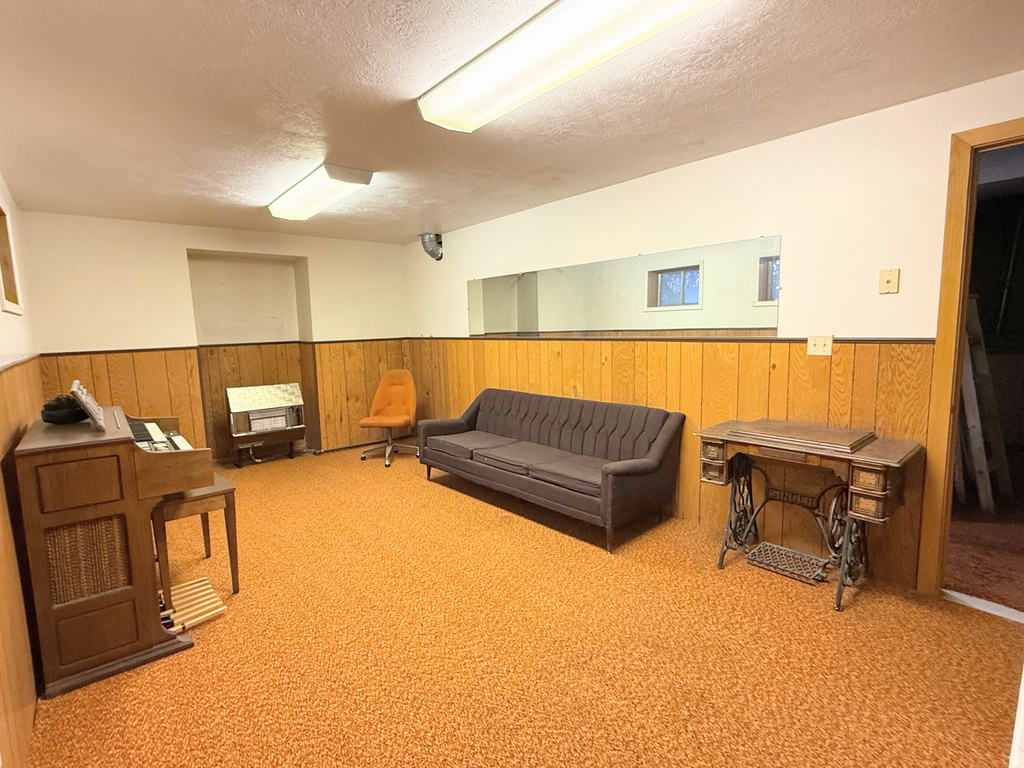 121 E 100 S Smithfield, UT 84335