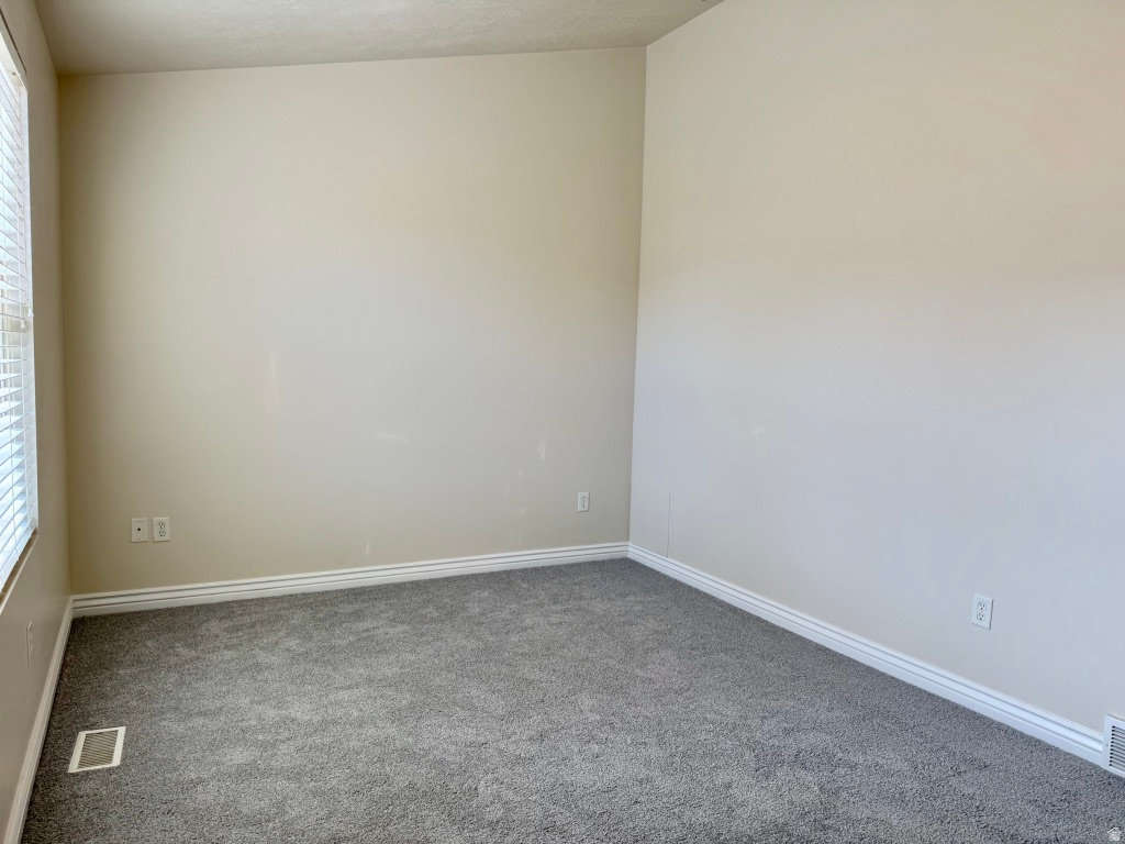 3393 E PEREGRINE RD Eagle Mountain, UT 84005