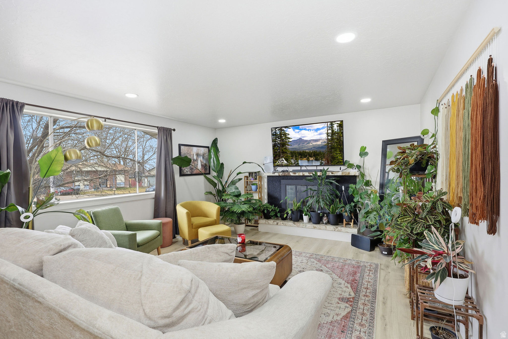 846 W 2600 N Clinton, UT 84015