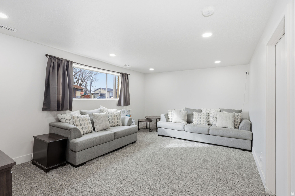 846 W 2600 N Clinton, UT 84015