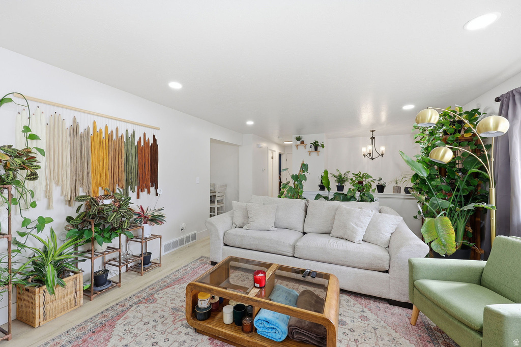 846 W 2600 N Clinton, UT 84015