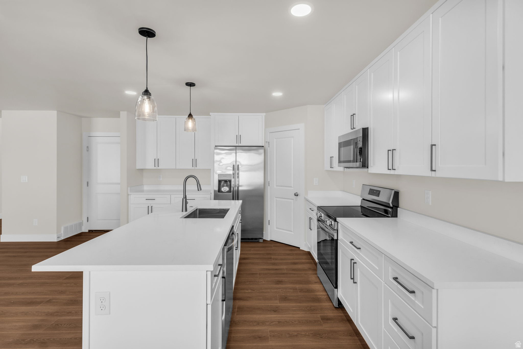 576 W SEVENTH Midvale, UT 84047