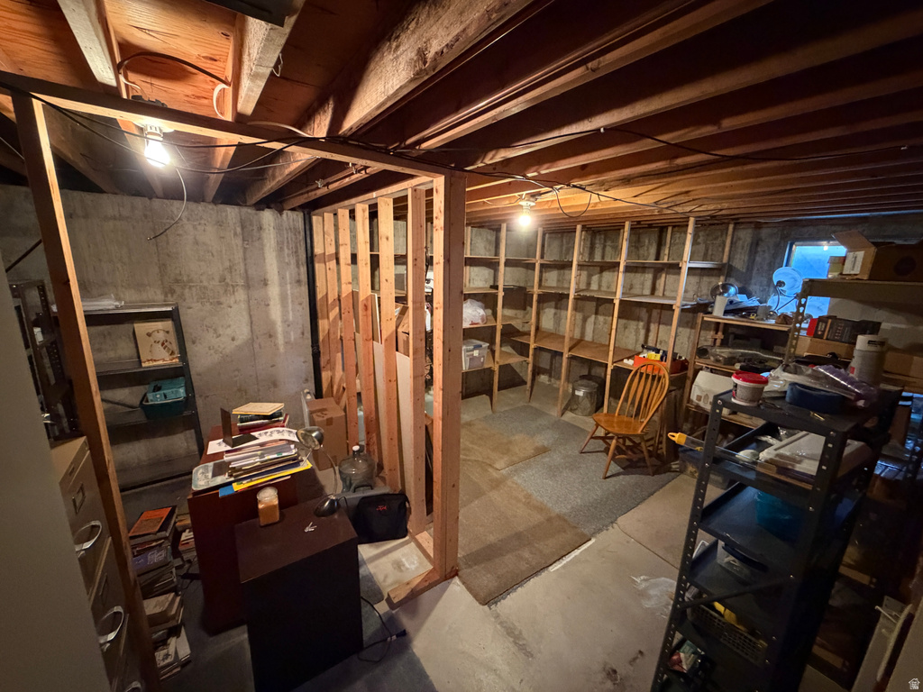 6454 S GARTH CIR Taylorsville, UT 84129