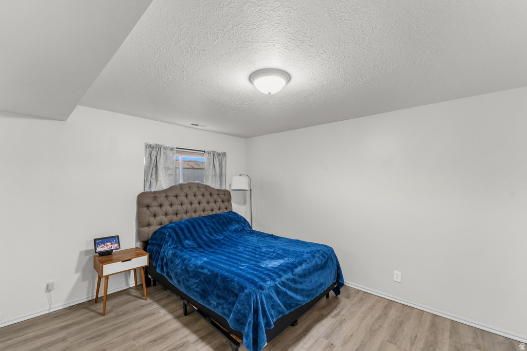 2423 S 3300 W Syracuse, UT 84075