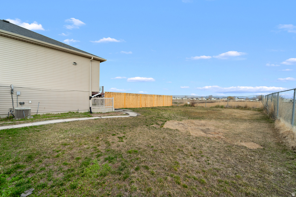 2423 S 3300 W Syracuse, UT 84075
