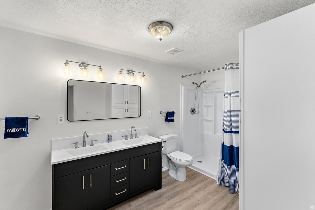 2423 S 3300 W Syracuse, UT 84075